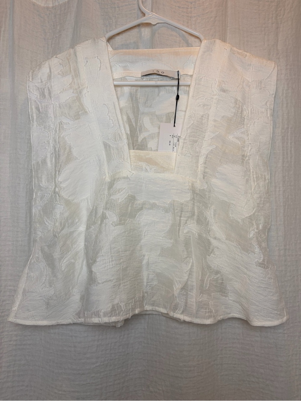 NWT IRO Paris Florena Jacquard V-Neck Top Off White FR 32 US 0